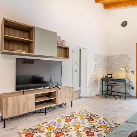 Casenuove Viletta Indipendente A 10 Min Da Parma *