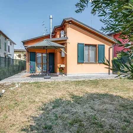 Casenuove Viletta Indipendente A 10 Min Da Parma Апартаменты Case Nuove (Emilia-Romagna)